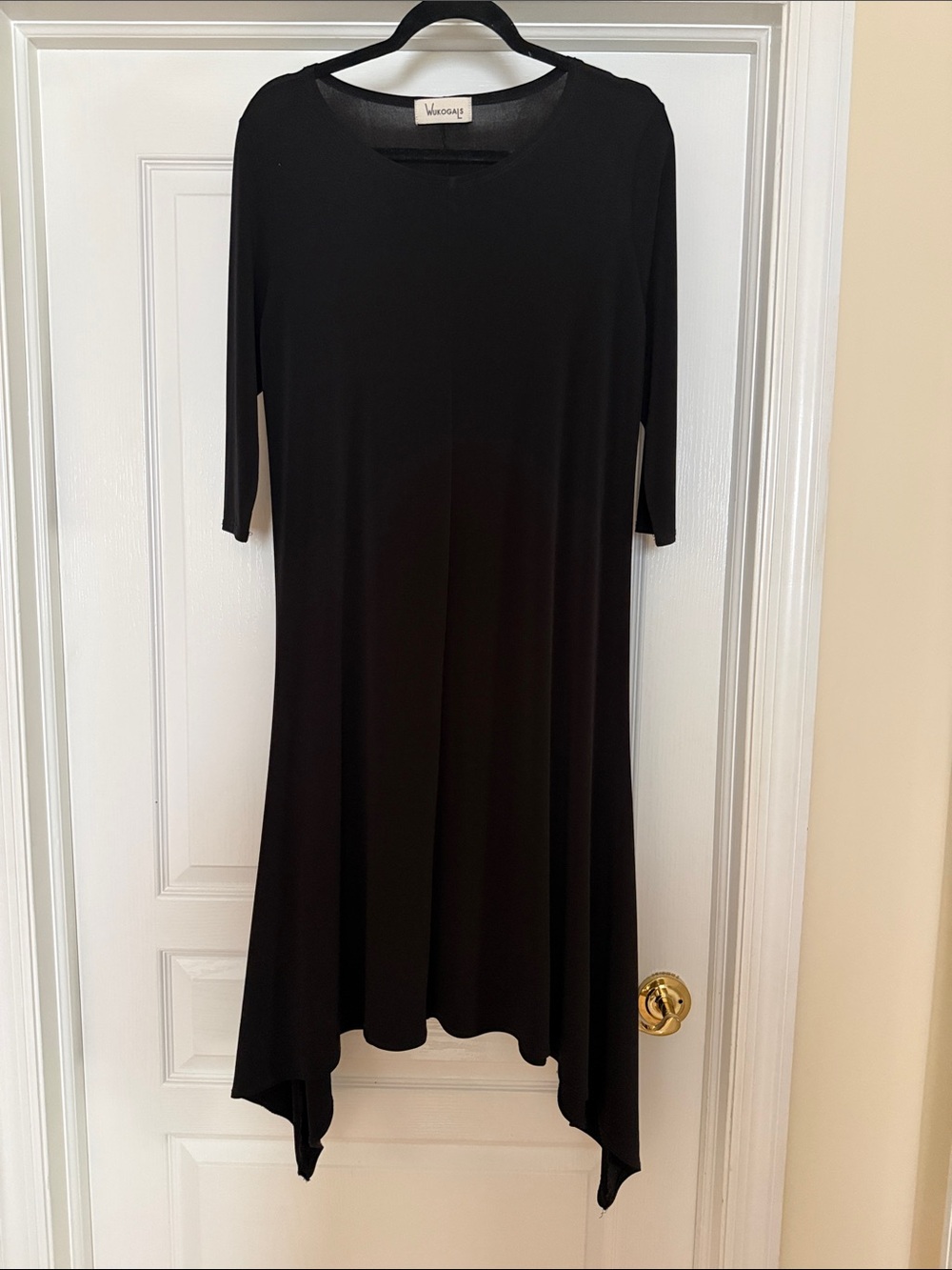 Wukogals  Black Asymmetric Hem Dress 3/4 sleeve